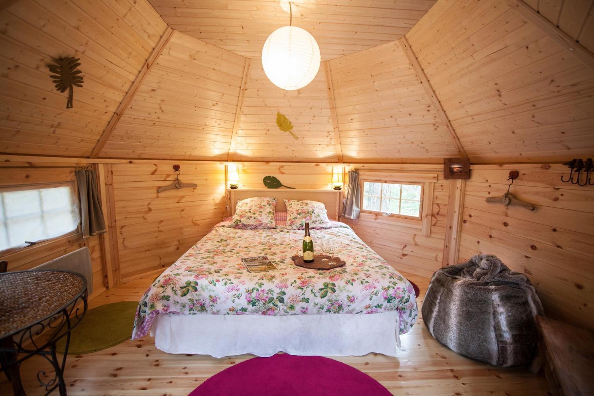 La Roche Aux Fees Bed and Breakfast Lapte Εξωτερικό φωτογραφία